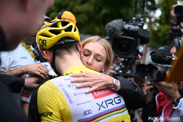 Pogacar y Zigart, amor dentro del deporte