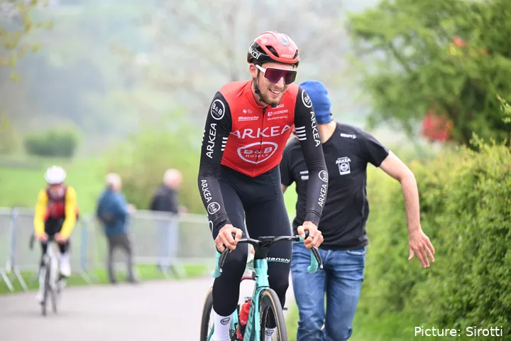 Kévin Vauquelin es 5º de la general del Tour de Francia 2025 tras 14 etapas