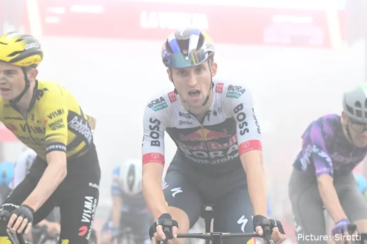 Jai Hindley, estrella de Red Bull en La Vuelta a España.