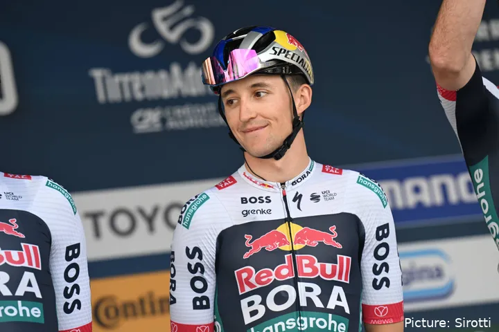 ¿Y si Jai Hindley es el fichaje estelar que necesita Movistar Team?