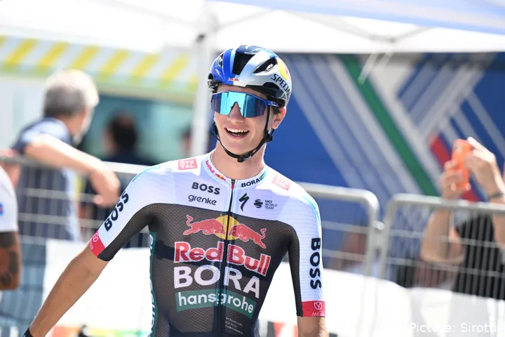 Giulio Pellizzari es una de las grandes promesas del ciclismo italiano