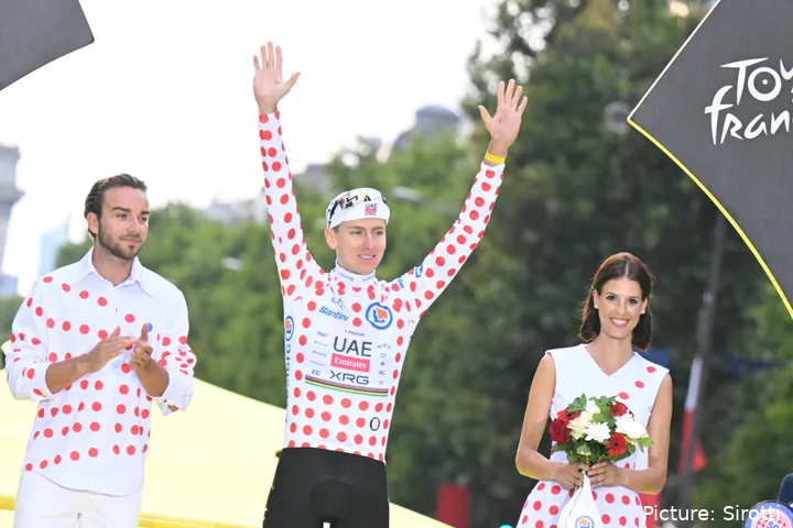 Tadej Pogacar ya es uno de los mejores ciclistas de todos los tiempos con apenas 26 años de edad