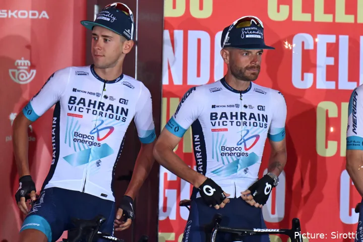 Tiberi y Caruso, estrellas del equipo Bahrain Victorius y buenos colegas