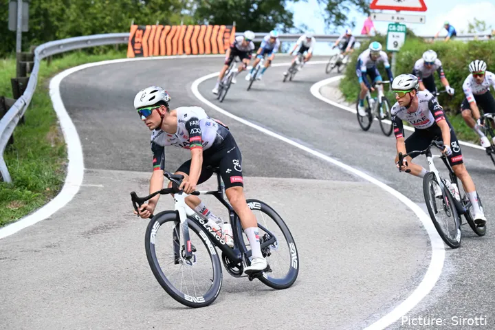 Joao Almeida, en la temporada 2025 con UAE Team Emirates - XRG