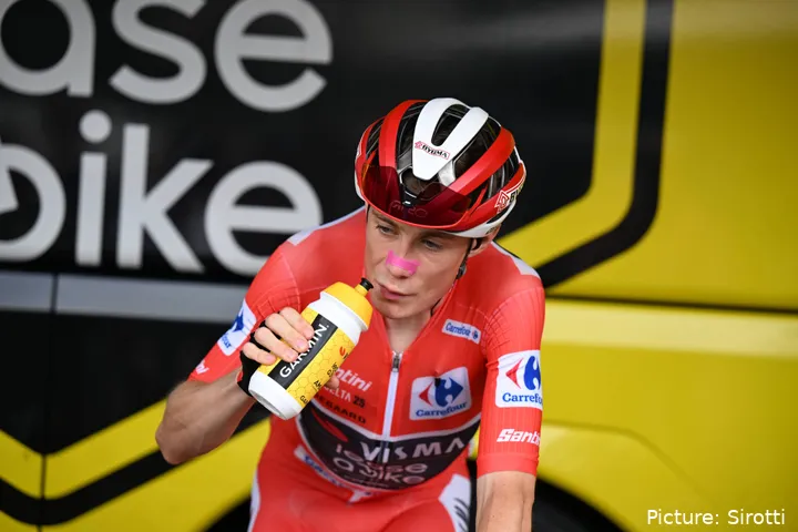 Jonas Vingegaard es el líder de la Vuelta a España 2025 tras 12 etapas