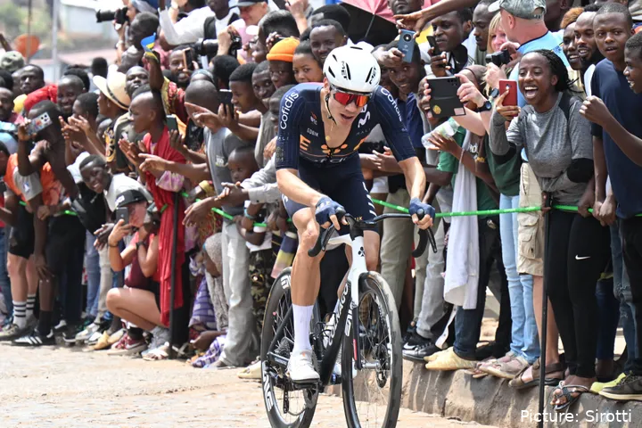 Juan Ayuso mundial 1241014736