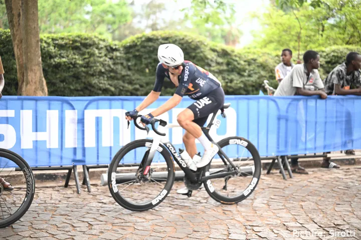 Juan Ayuso, en el pasado Mundial de Kigali.