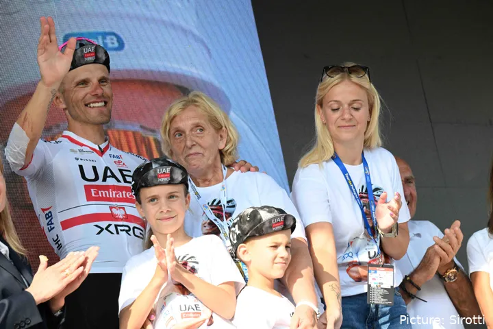 Rafal Majka se retiró del ciclismo como campeón de Polonia