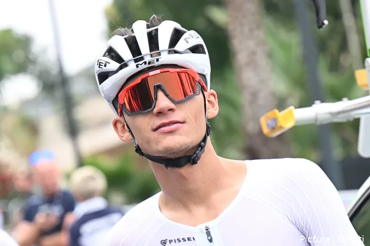 Isaac del Toro negocia una renovación millonaria con UAE