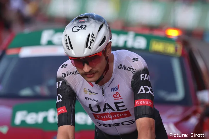 Jay Vine ganó 2 etapas en la pasada Vuelta a España