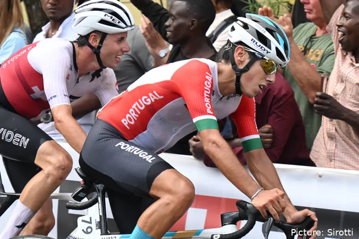 Afonso Eulálio, Portugal, en carrera durante el Campeonato del Mundo de Kigali 2025, Ruanda
