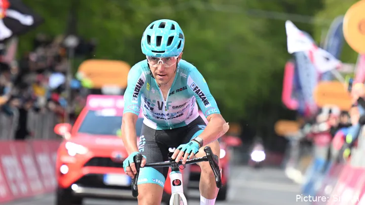 Domenico Pozzovivo, estrella del ciclismo italiano que vuelve