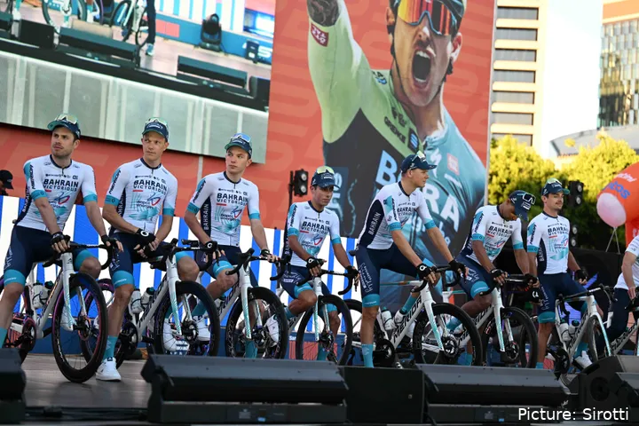 El Bahrain - Victorious, en la presentación de una carrera