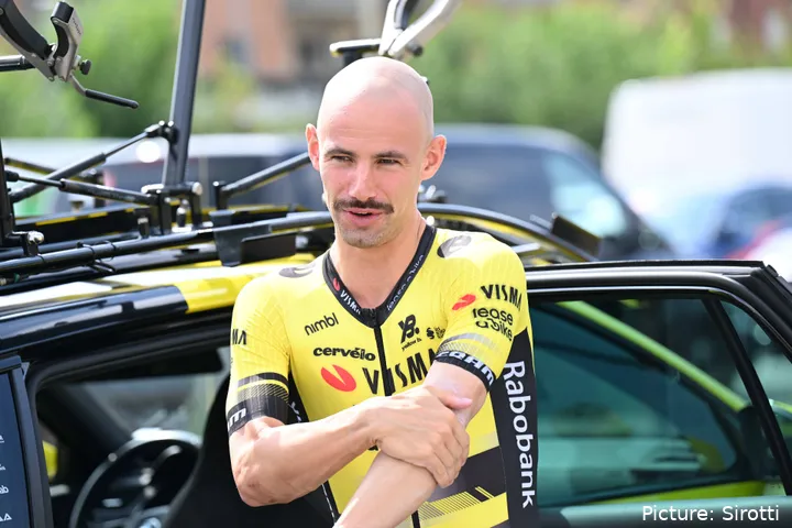 Victor Campenaerts con su maillot de Visma en la temporada 2025