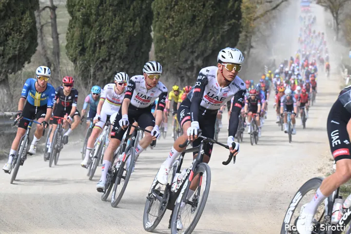 Isaac del Toro, ciclista de UAE