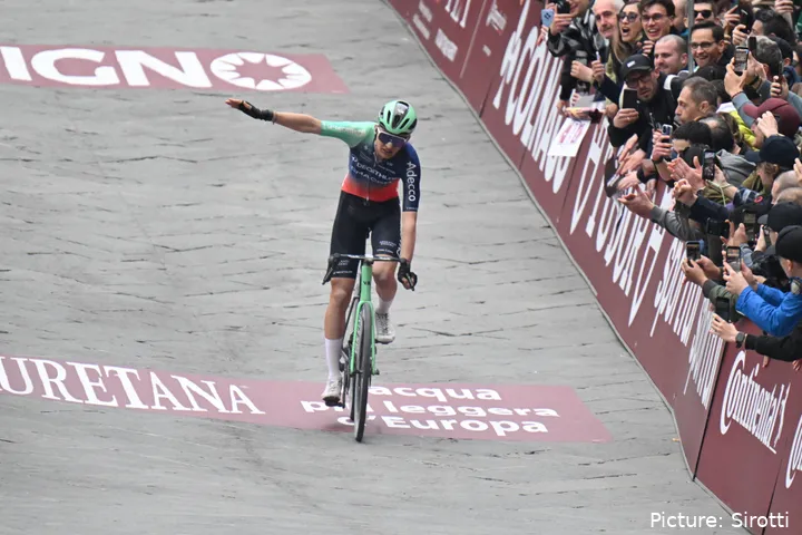 Paul Seixas, podium en la Strade Bianche 2026