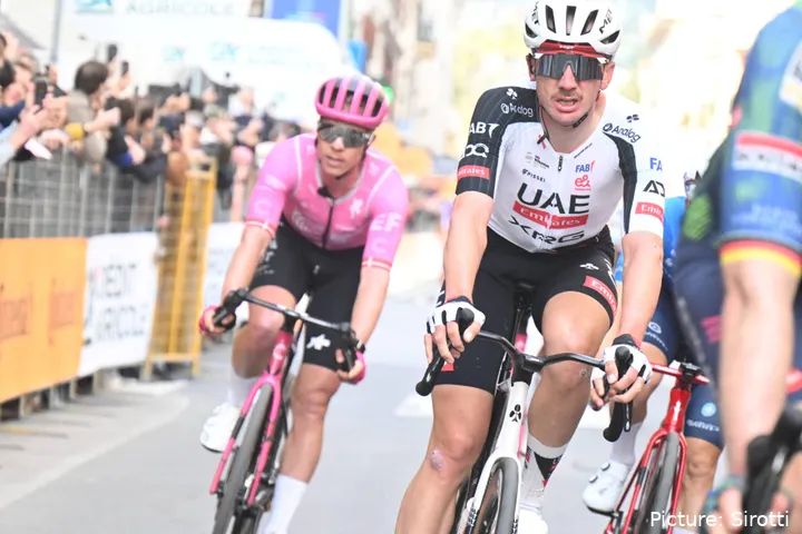 Brandon McNulty, corredor de UAE Team Emirates XRG.