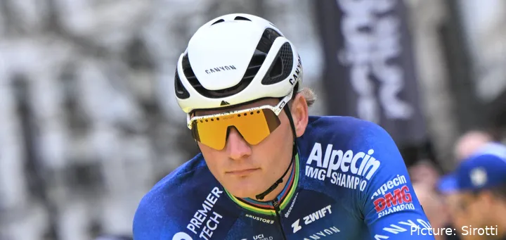 Mathieu van der Poel en el Tour de Flandes 2026