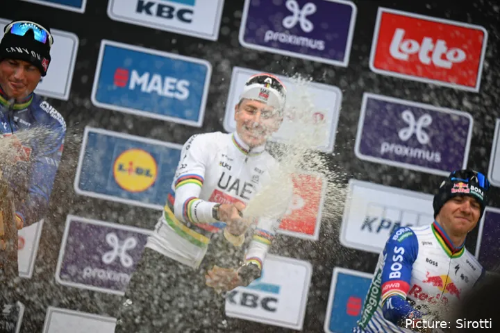 Tadej Pogacar, en el Tour de Flandes 2026