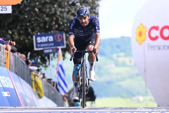 David González, ciclista del Pinarello-Q36.5.