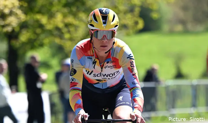 Lotte Kopecky, estrella del ciclismo mundial