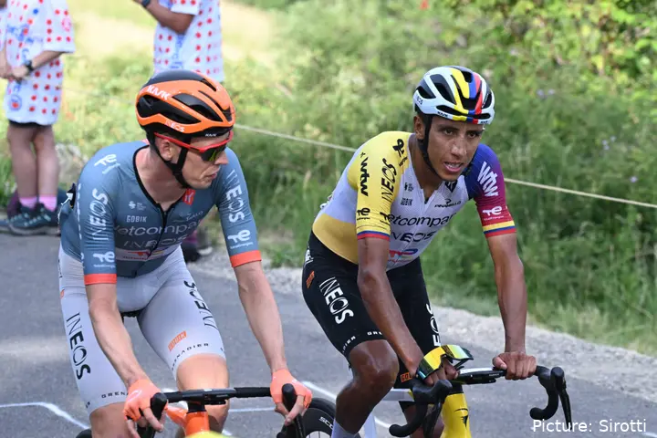 Egan Bernal y Thymen Arensam, ciclistas del Netcompany