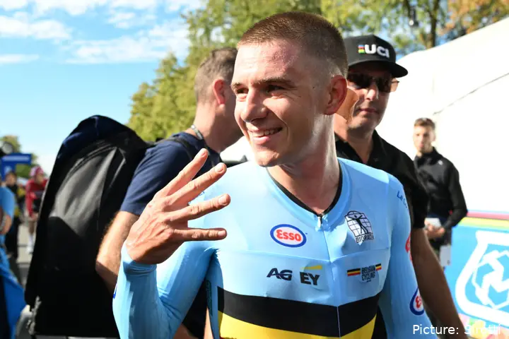 Remco Evenepoel ganó su cuarto título mundial de contrarreloj consecutivo en Montréal