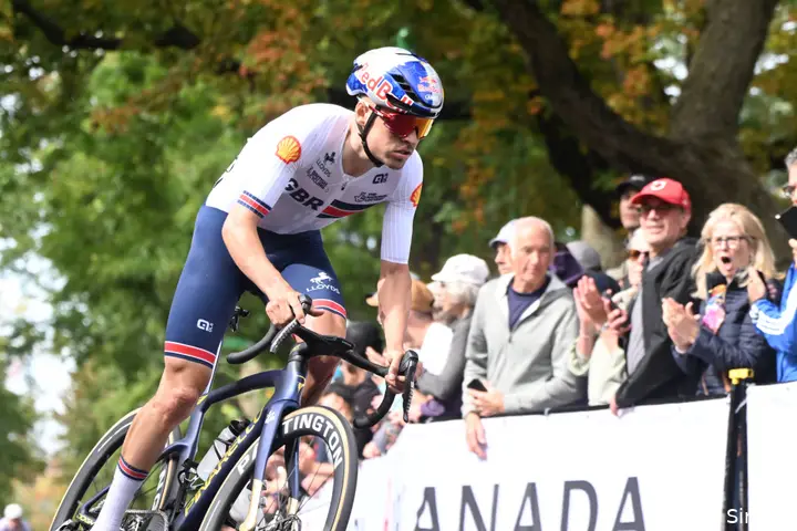 Tom Pidcock en acción en el Mundial de Montréal 2026