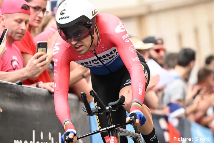 O último triunfo de Dumoulin foi no Campeonato Nacional de Contrarrelógio de 2021