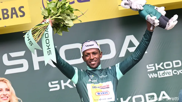 Biniam Girmay é cada vez mais Camisola Verde