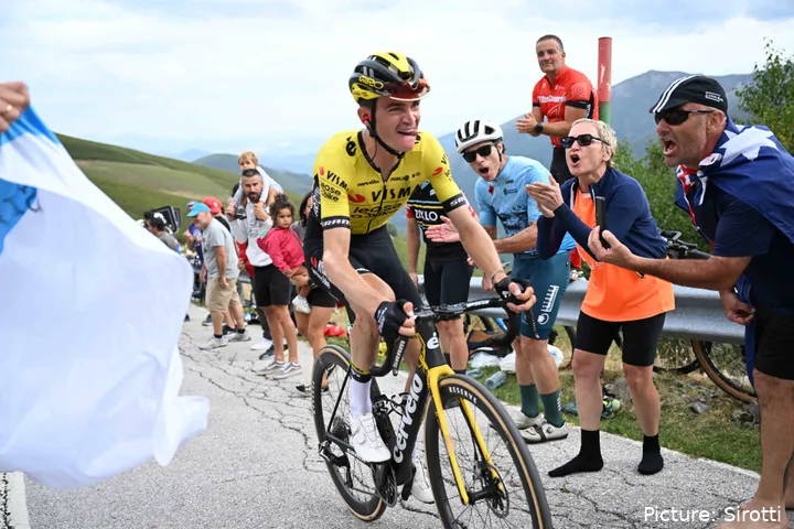 Sepp Kuss está no 15º lugar da geral a 7:28 de Ben O'Connor