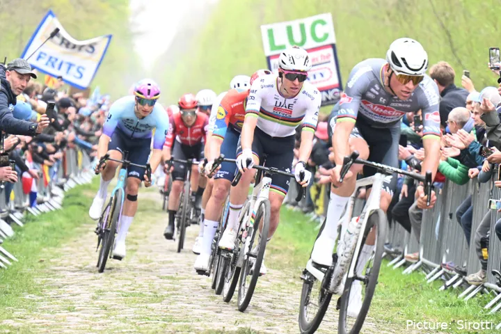 paris-roubaix mathieuvanderpoel tadejpogacar