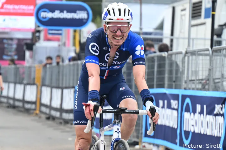 David Gaudu continua na Groupama-FDJ por mais 2 anos.