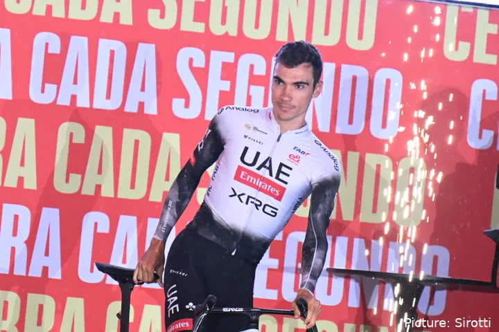 Juan Ayuso na Volta a Espanha 2025.