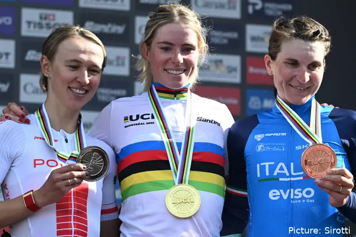 Kasia Niewiadoma, Demi Vollering and Elisa Longo Borghini at the 2026 Montreal World Championships