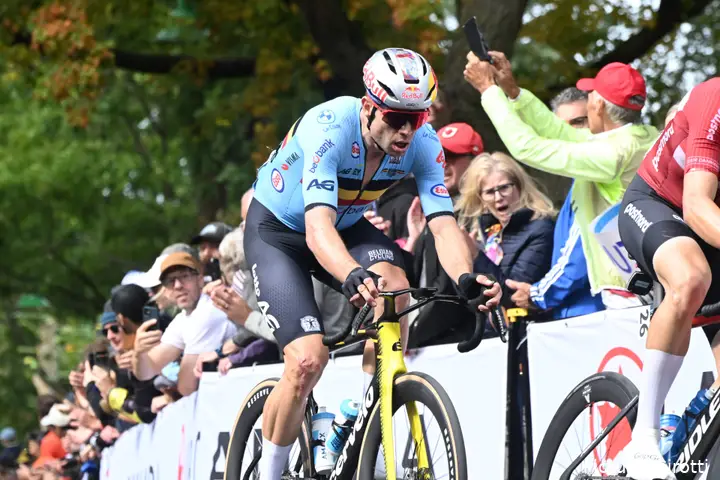 Wout van Aert in action at the 2026 Montreal World Championships