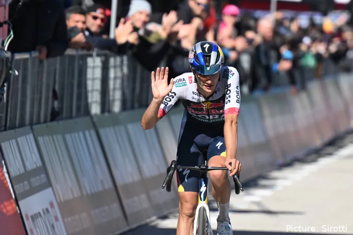 Giulio Pellizzari beeindruckt beim Giro d'Italia