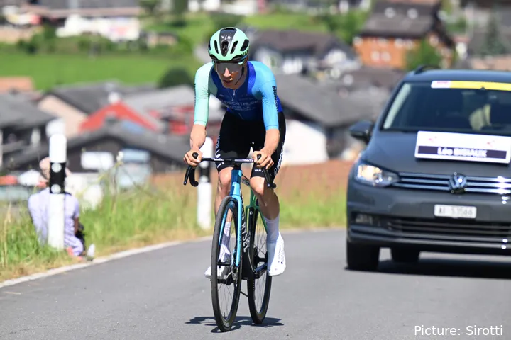 Léo Bisiaux sorprende con su debut en ciclocross