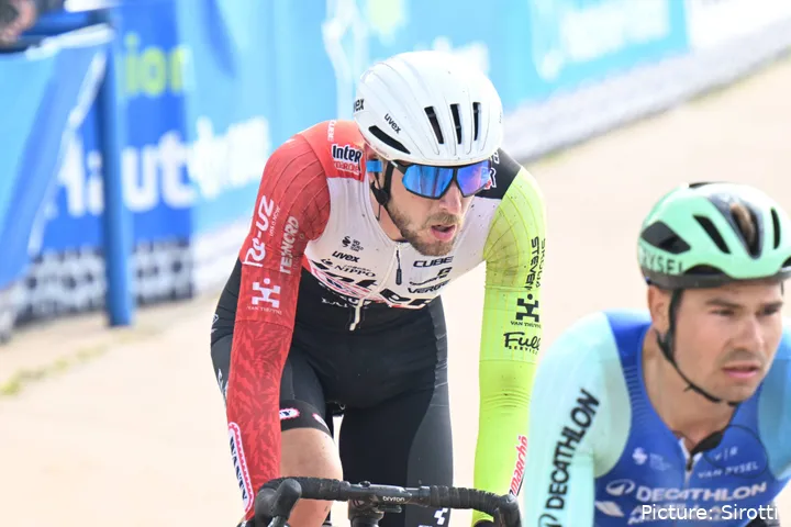 Jonas Rutschs sechster Platz bei Paris–Roubaix bewahrte Intermarché im Frühjahr die Ehre@Sirotti