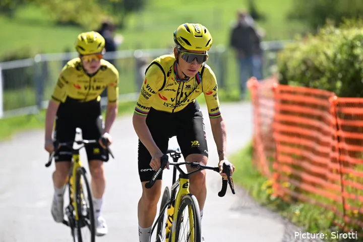 Pauline Ferrand-Prévot bei der Streckenbesichtigung für Liège-Bastogne-Liège 2026