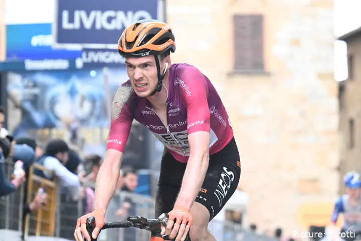 Thymen Arensman während der 2. Etappe von Tirreno–Adriatico 2026