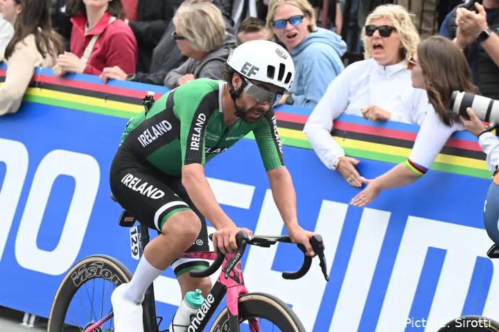 Ben Healy in Aktion bei der Radsport-WM 2026.
