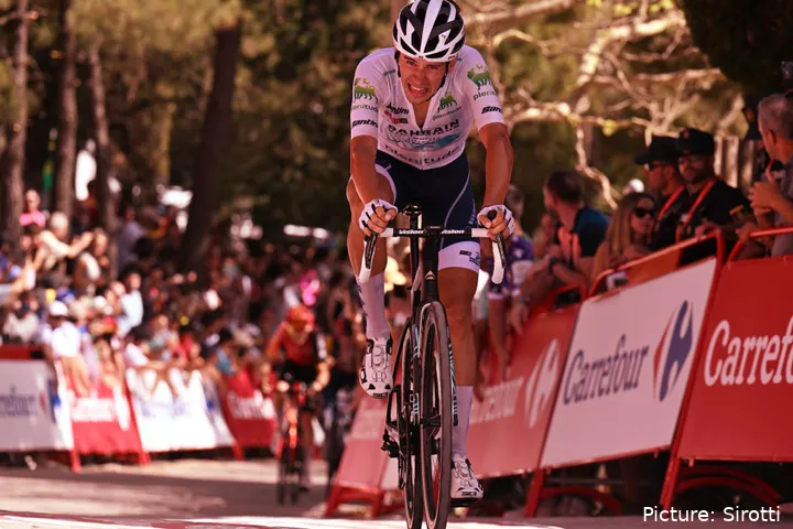 Antonio Tiberi eindigde als vierde in de 8e etappe van de Vuelta a Espana. De volgende dag moest hij opgeven nadat hij een zonnesteek opliep. @Sirotti