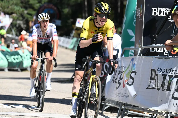 Staune-Mittet reed voor Visma voordat hij voor Decathlon tekende voorafgaand aan het seizoen 2025