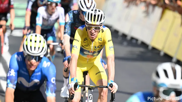 Romain Bardet heeft zijn bezorgdheid geuit over het gebruik van koolmonoxide