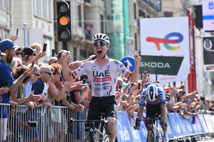 Marc Hirschi en Julian Alaphilippe zijn eerste en tweede geworden in de Clàsica San Sebastián. @Sirotti