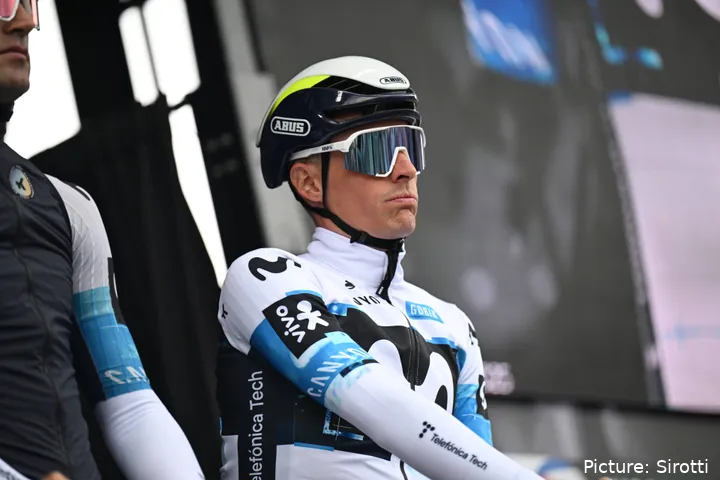 Enric Mas heeft zijn contract met Movistar Team verlengd tot 2029.