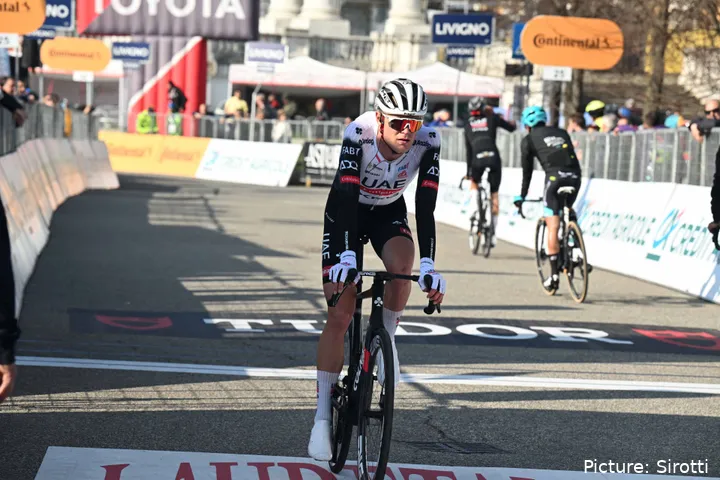 Julius Johansen was de renner die de meeste wedstrijden reed in 2025. En hij reed geen enkele Grote Ronde. @Sirotti