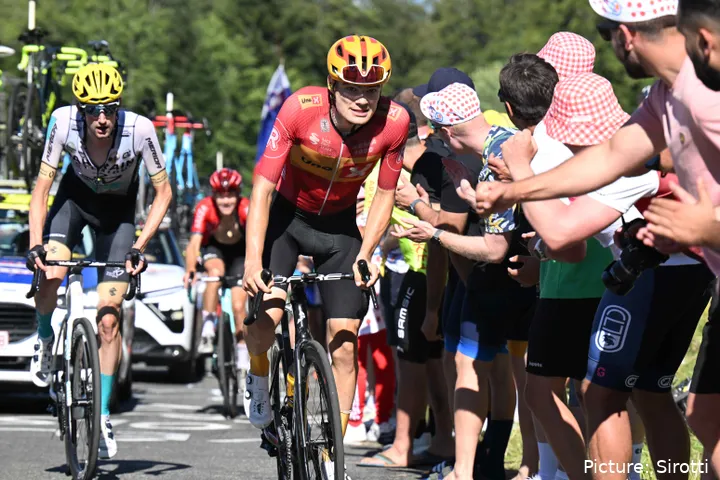 Anthon Charmig draagt volgend jaar weer Uno-X shirt