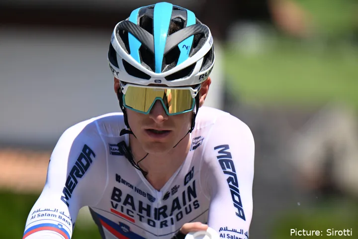 Matej Mohoric geniet van het racen op zijn gravelmotor